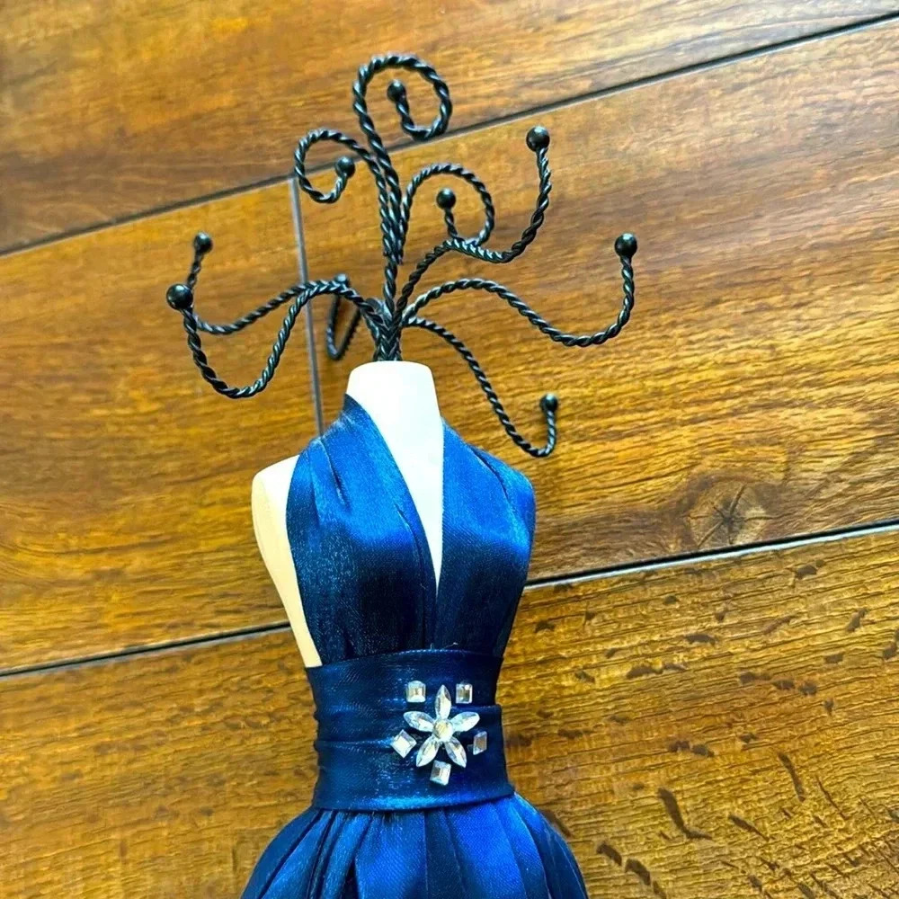 mannequin Jewelry organizer - Picture 2 of 3